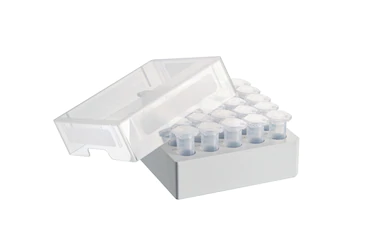 艾本德儲存盒 5 × 5, 可放置 25  個試管，5  mL，4  件，高 64  mm，2.5  英寸，聚丙烯材料，可耐受最低 -86  °C，可高溫高壓滅菌，帶蓋子并具有數(shù)字字母標(biāo)識
